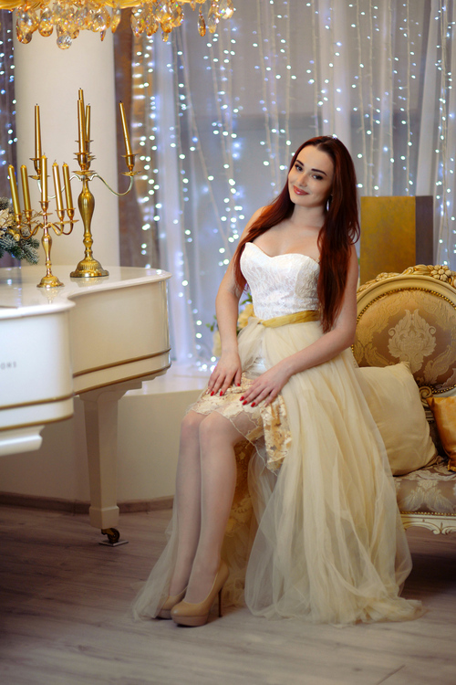 Anna russian bridesmaid