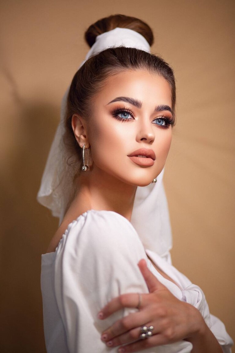 Anastasiia russian bridesw